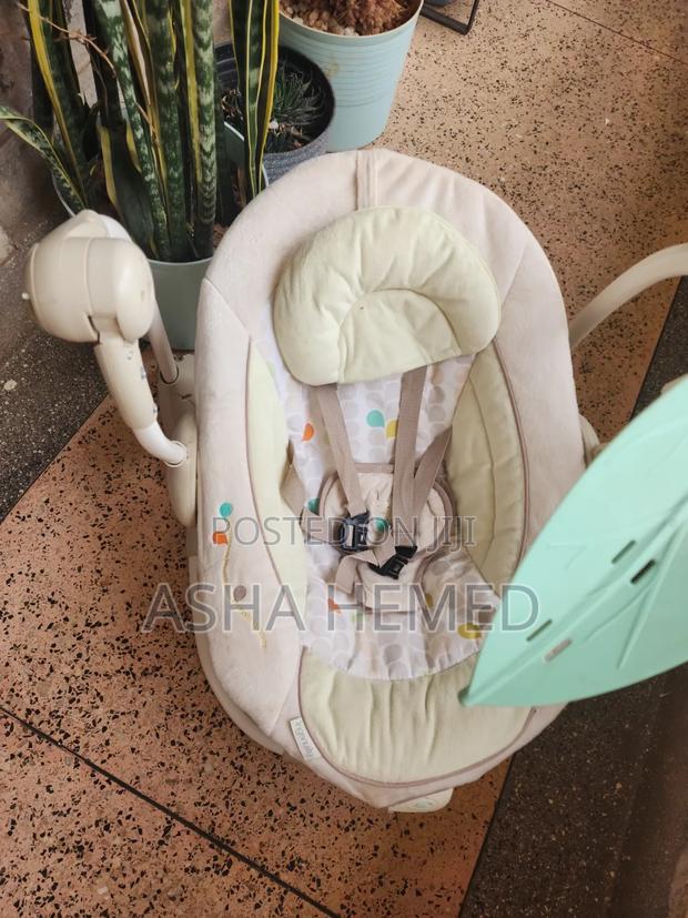 Electric Baby Swing - thumbnail 2