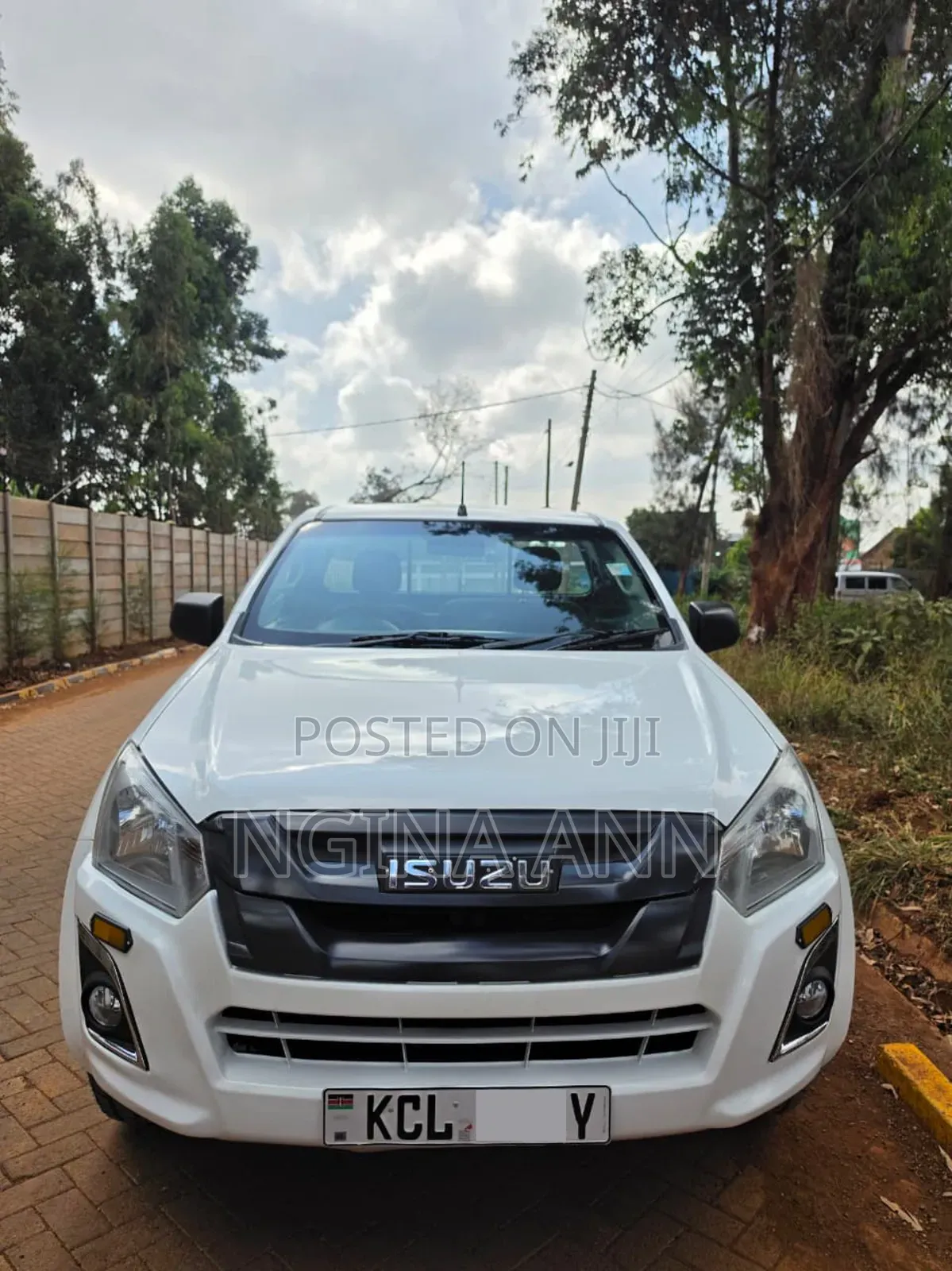Isuzu D-MAX 2019 White