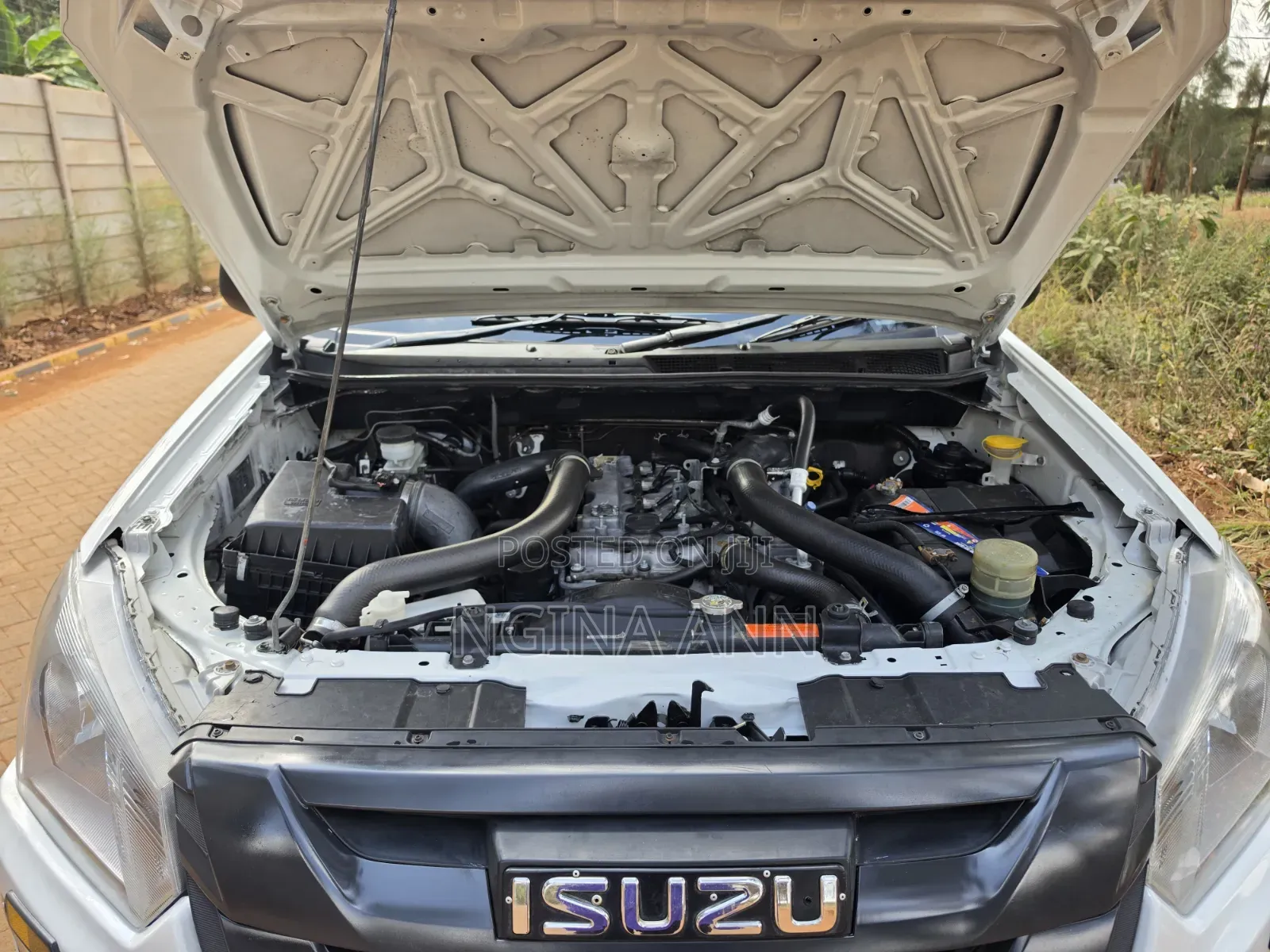 Isuzu D-MAX 2019 White