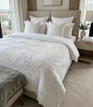 Luxury Tufted Design Duvet Cover