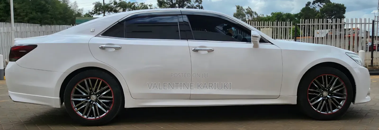 Toyota Crown 2013 White