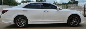 Toyota Crown 2013 White