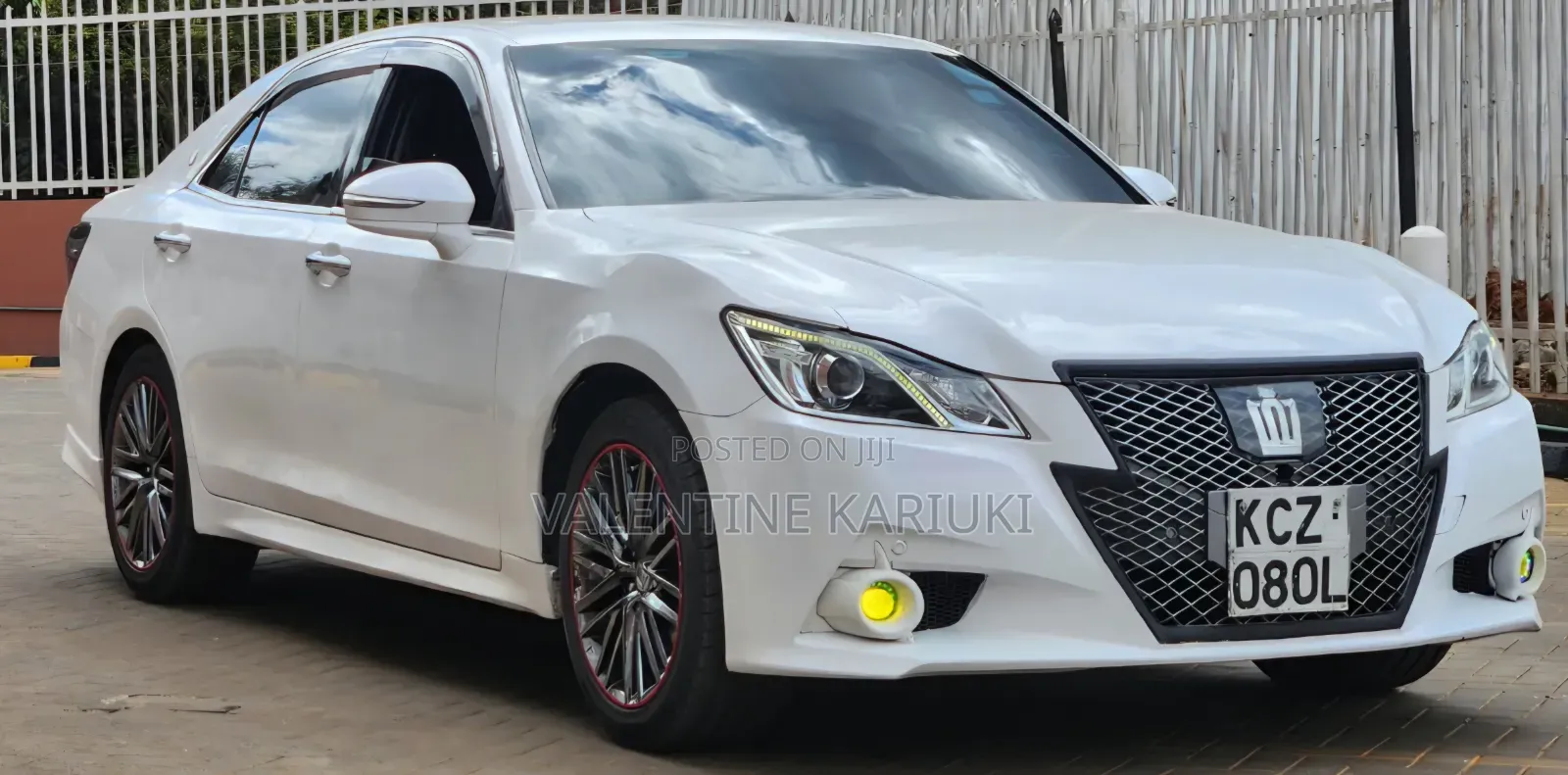 Toyota Crown 2013 White