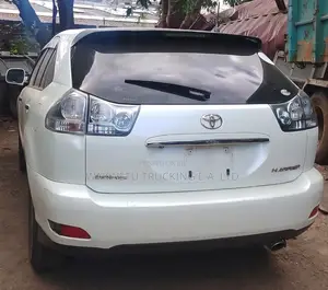 Toyota Harrier 2.4 2011 Pearl