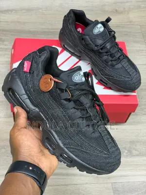 Airmax 95 Washed Denim Sneaker