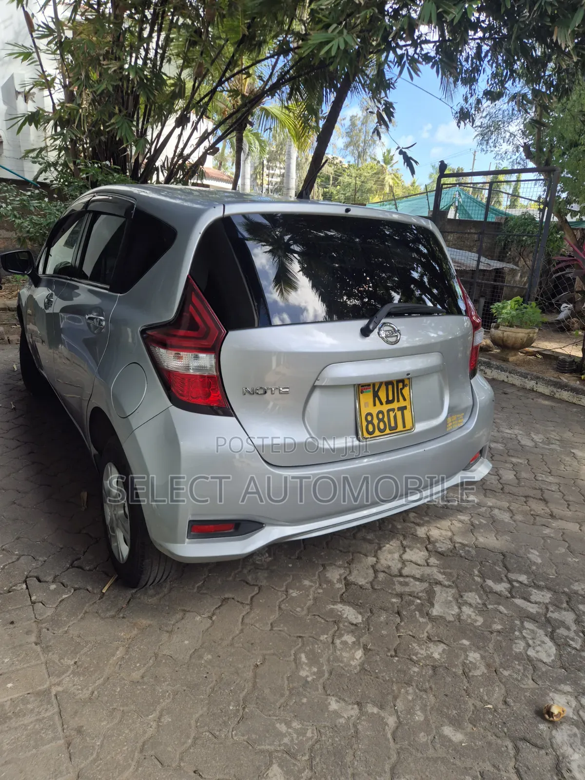 Nissan Note 2017 Silver