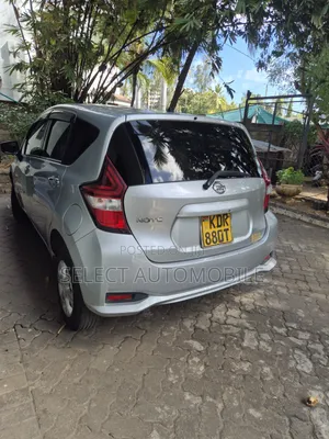 Nissan Note 2017 Silver