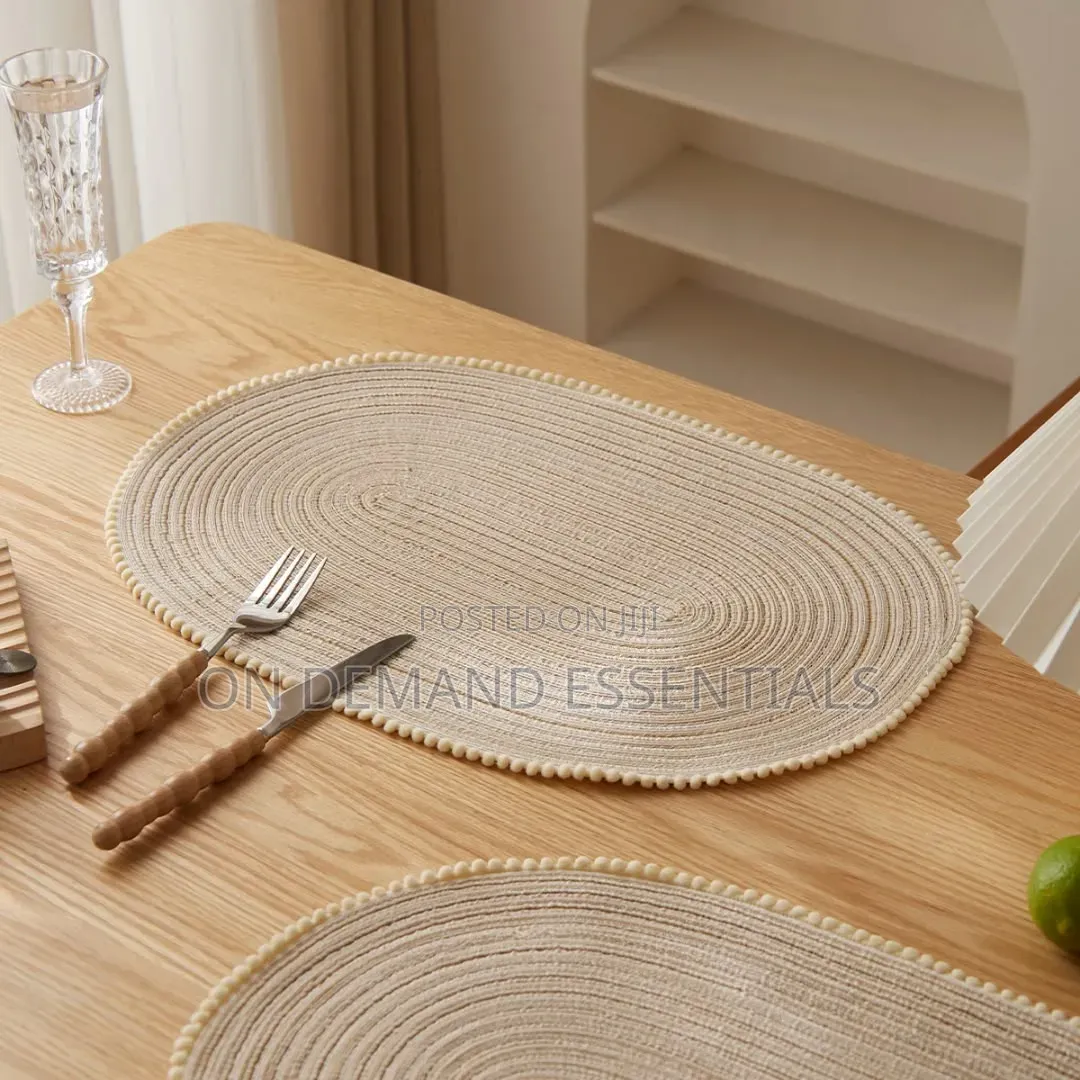 1pc Decorative Home Hotel Oval Braided Placemats
