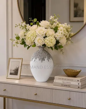 Minimalist Nordic Boho Ceramic Vase for Table Decoration