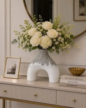 Minimalist Nordic Boho Ceramic Vase for Table Decoration