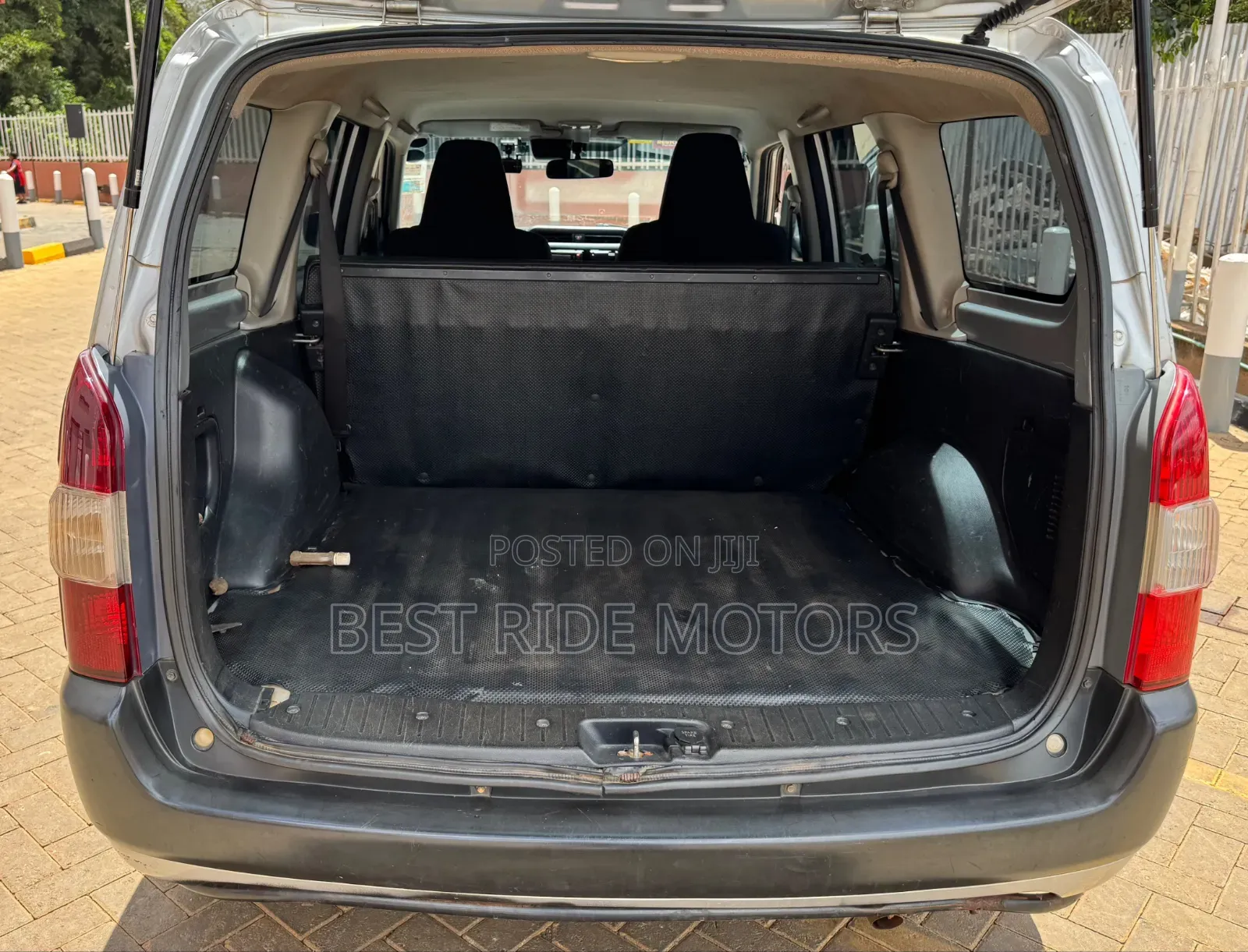 Toyota Probox 2016 Silver