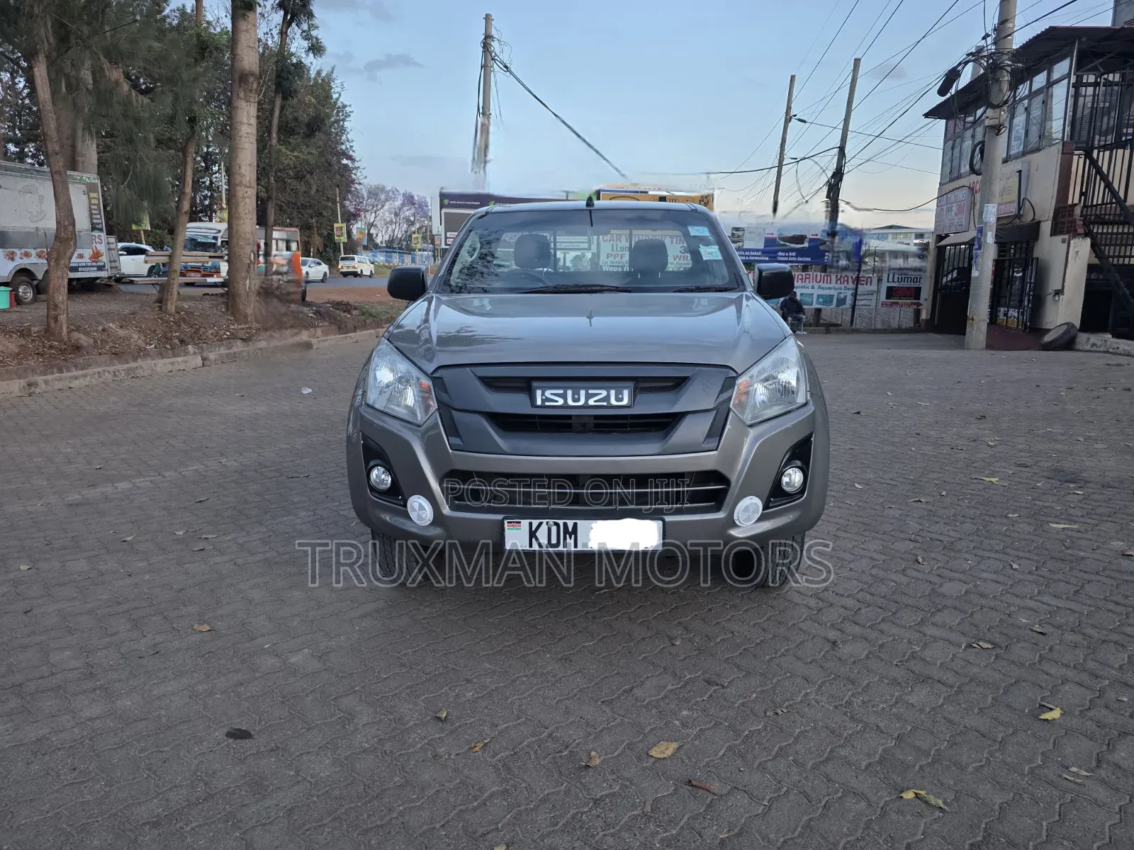 Isuzu D-MAX 2023 Brown