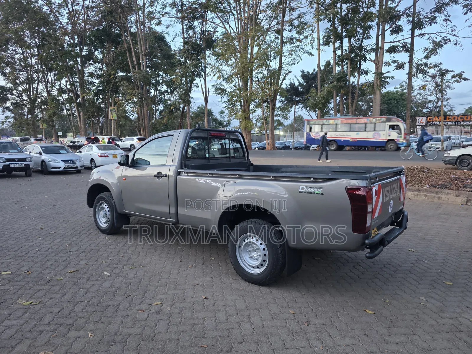 Isuzu D-MAX 2023 Brown
