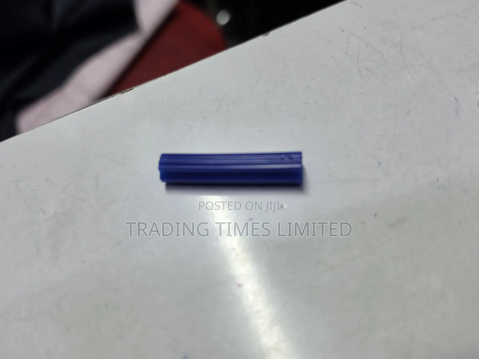 Heavy-Duty Plastic Wall Plugs Anchors 8x38mm 100pcs Universal Plug