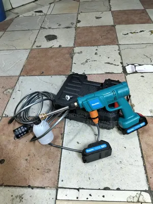 Top MAKITA Cordless Pressure Washer Machine 2 Battery 88V + Charger
