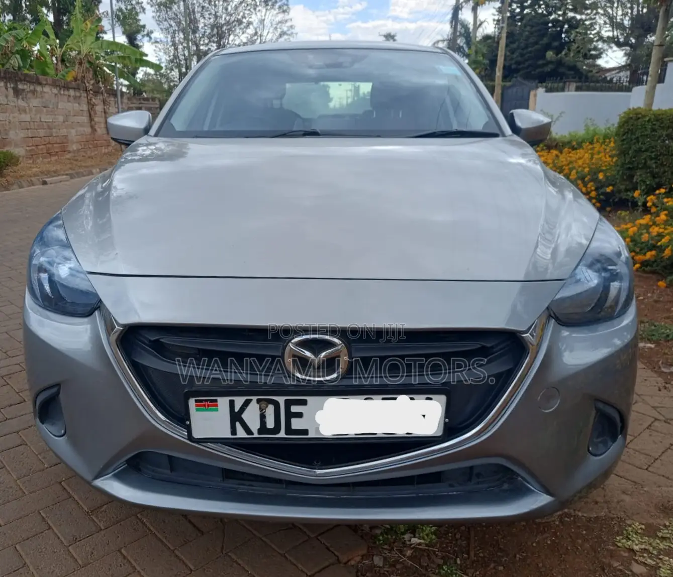 Mazda Demio 2015 Silver