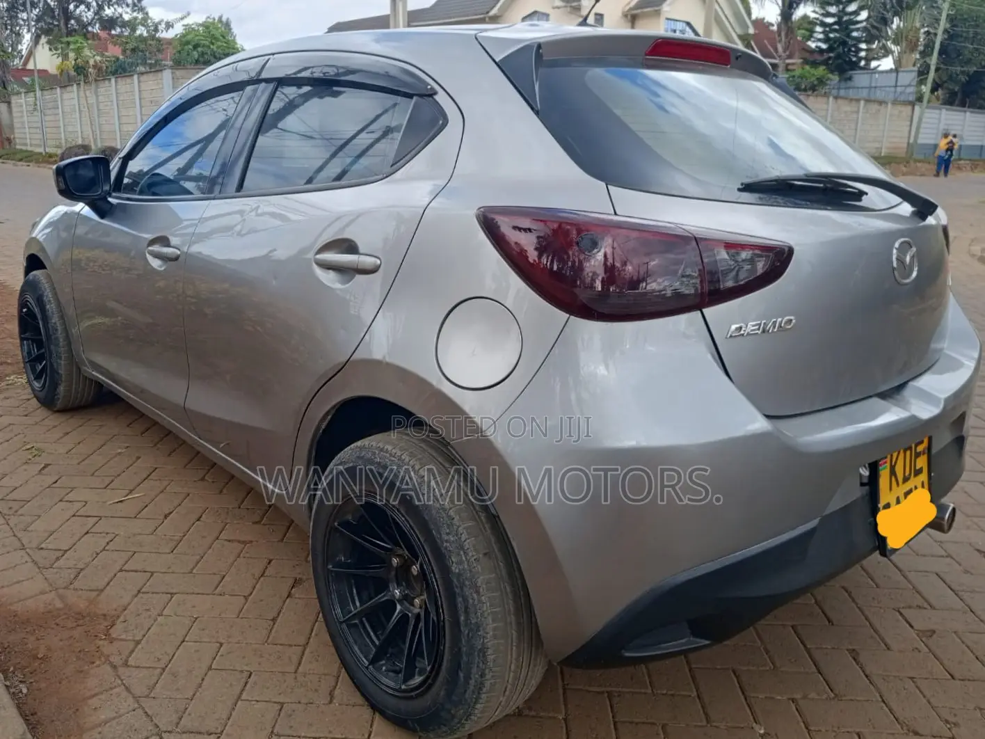 Mazda Demio 2015 Silver