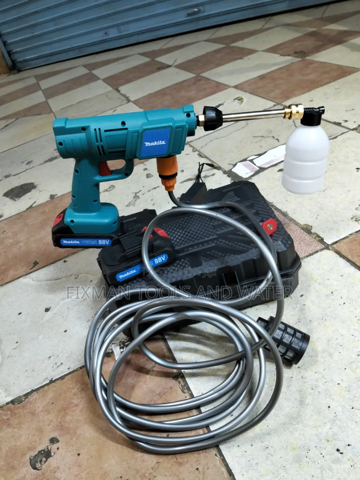 Multipurpose Cordless Makita Pressure Washer Machine 88v and 2 Battery