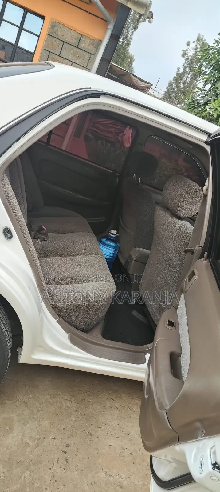 Toyota Corolla Automatic 1999 White