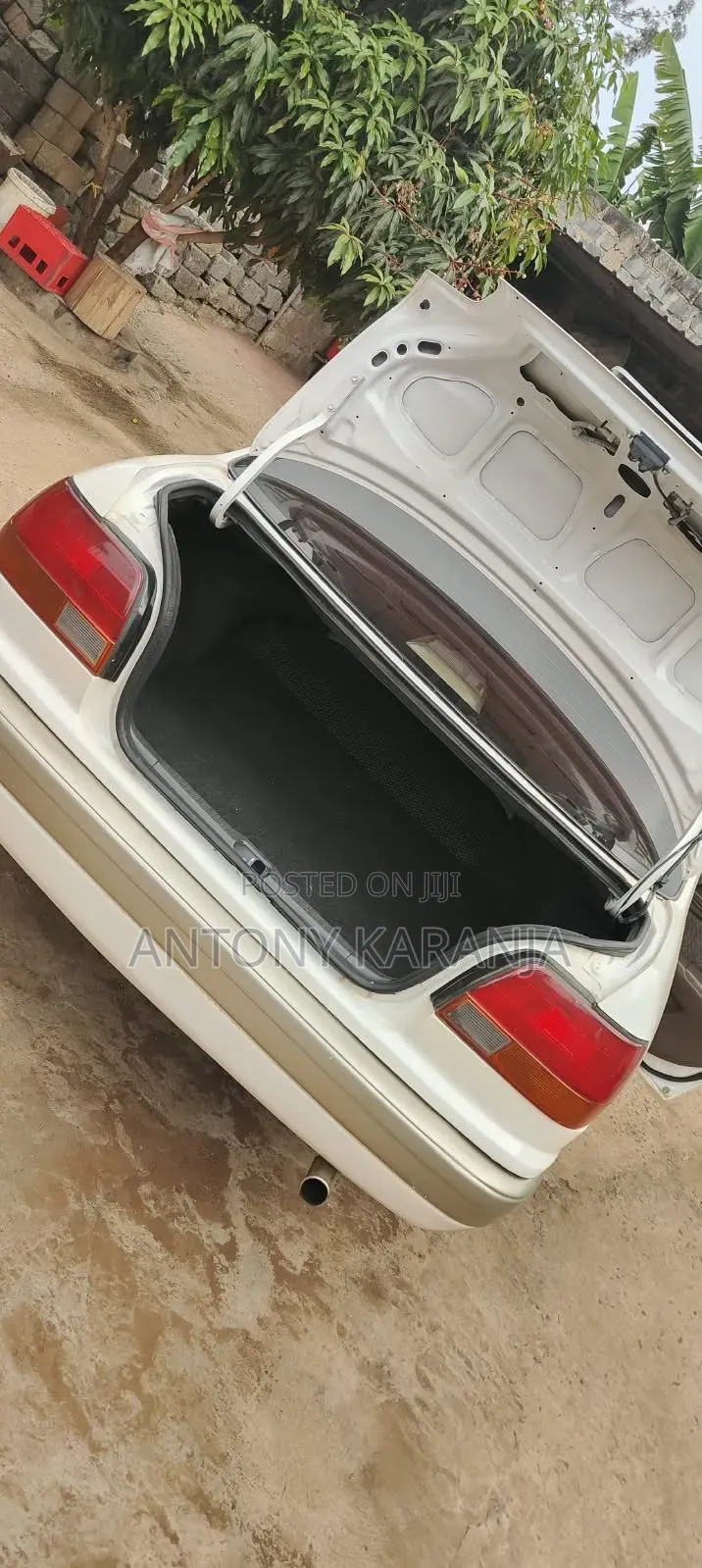 Toyota Corolla Automatic 1999 White