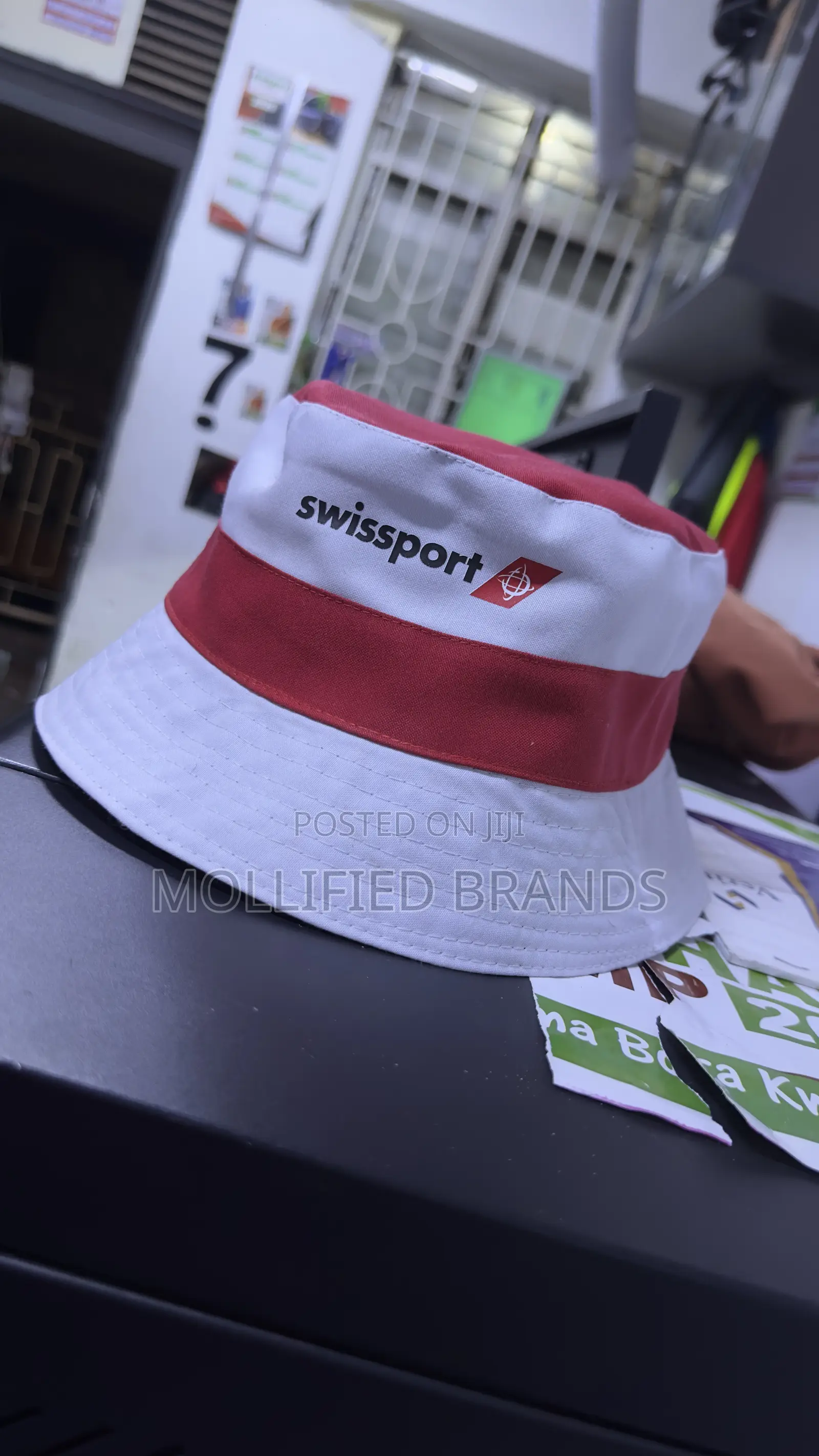 Customized Bucket Hut