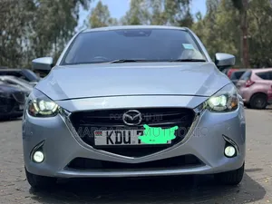 Mazda Demio 2019 Silver