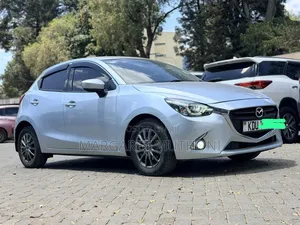 Mazda Demio 2019 Silver