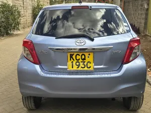 Toyota Vitz 2011 Blue