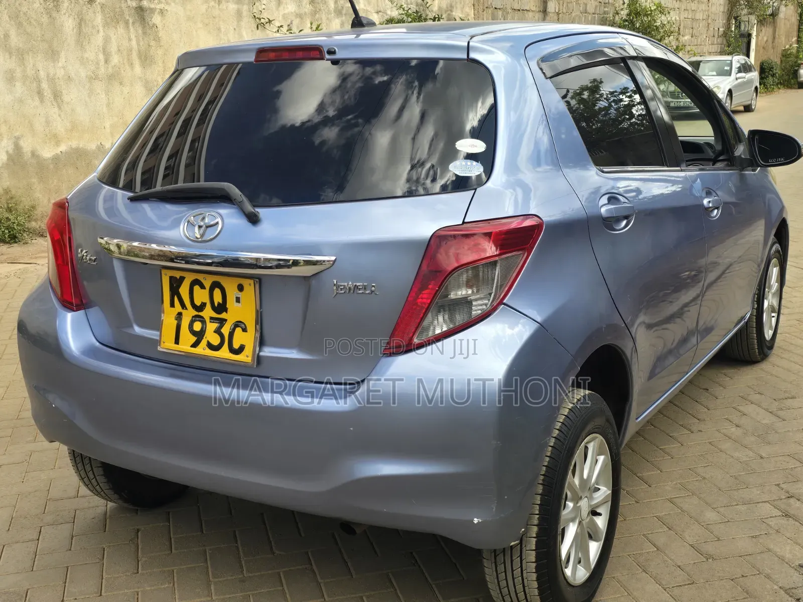 Toyota Vitz 2011 Blue