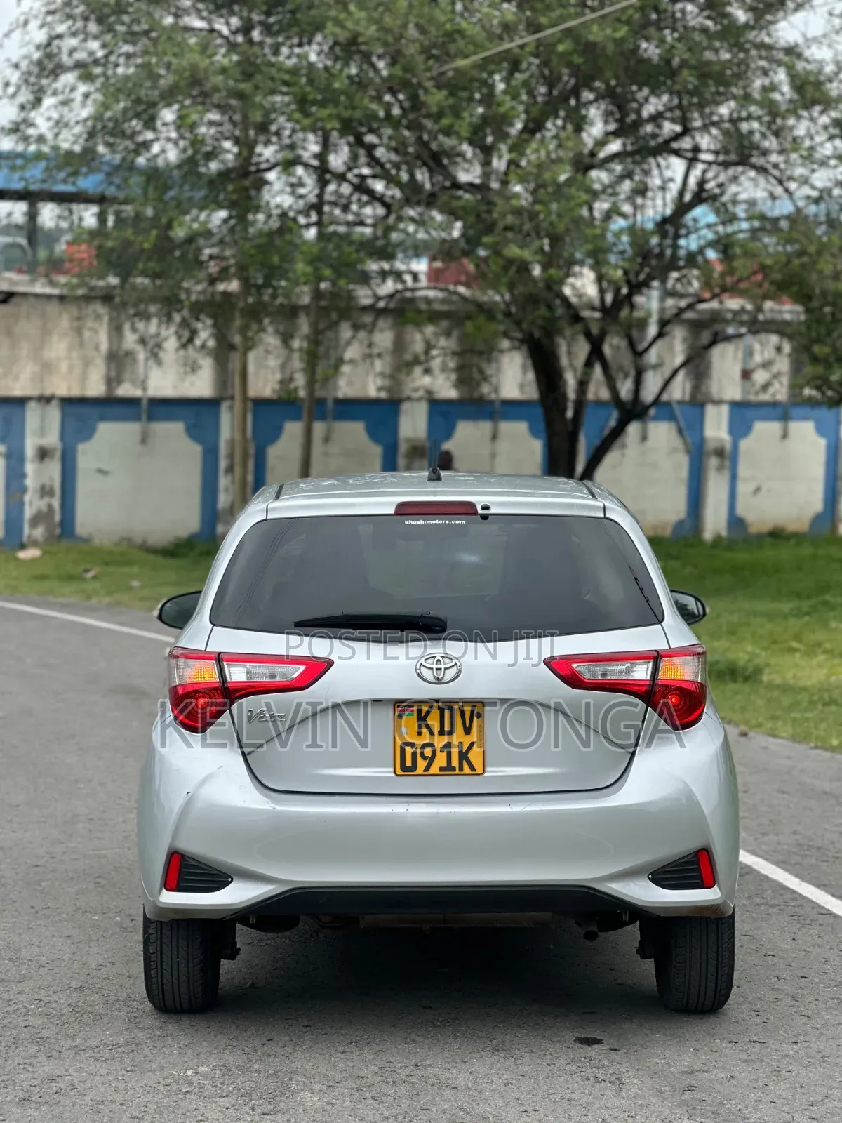 Toyota Vitz 2019 Silver