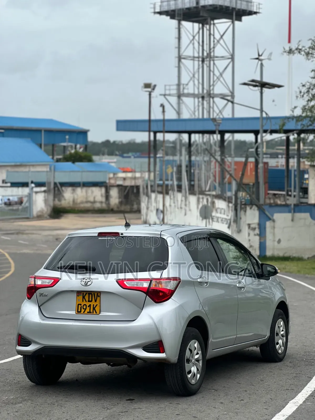 Toyota Vitz 2019 Silver