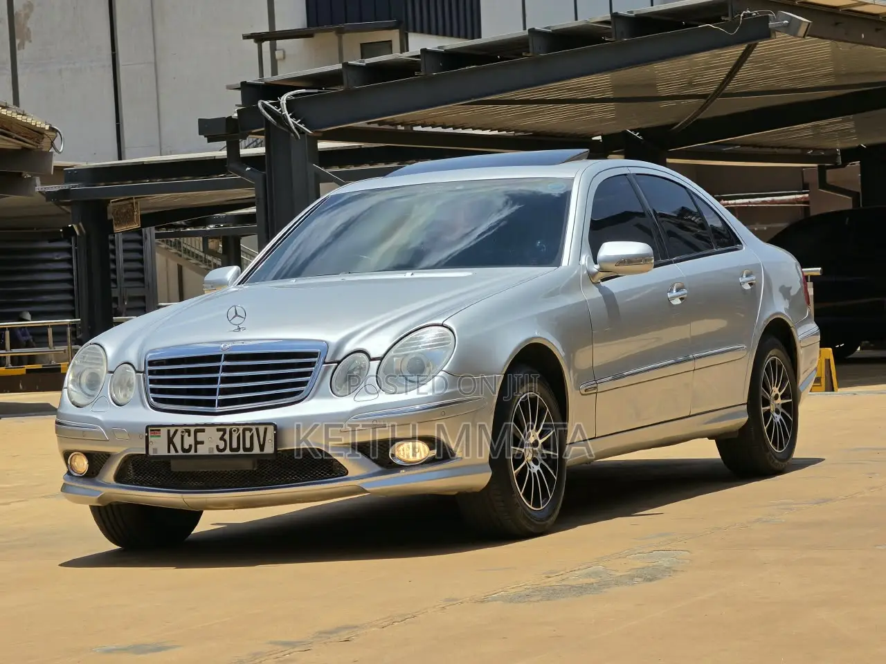 Mercedes-Benz E200 2008 Silver
