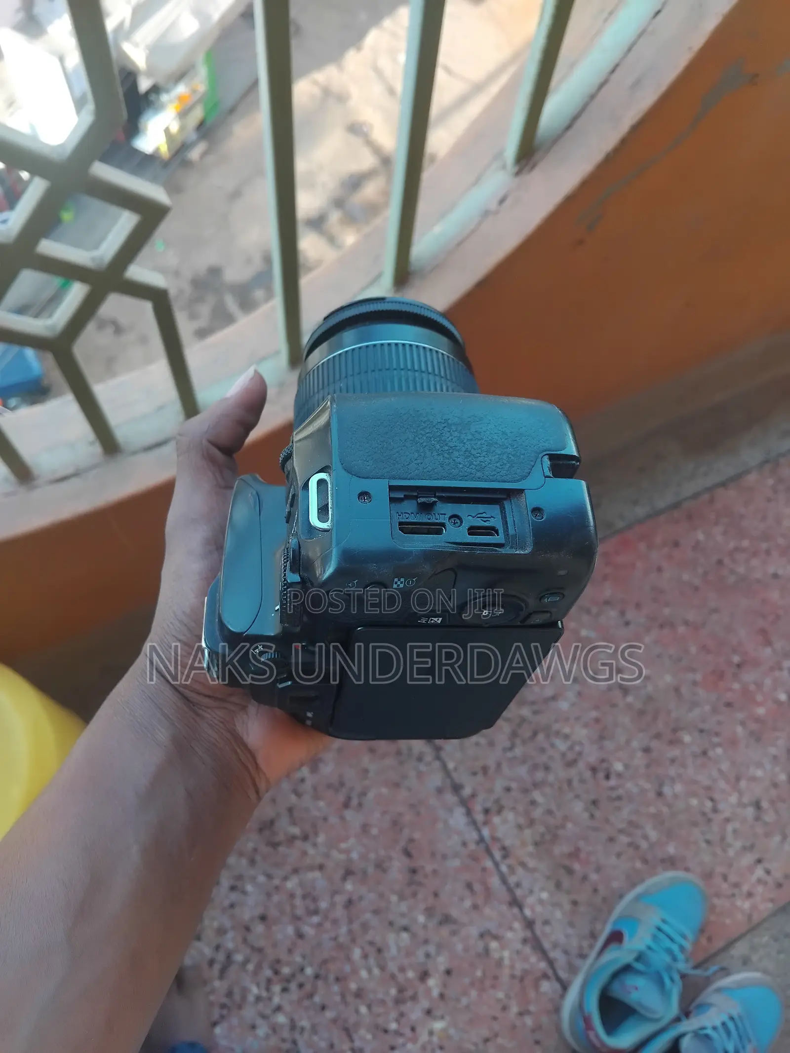 Canon 250D