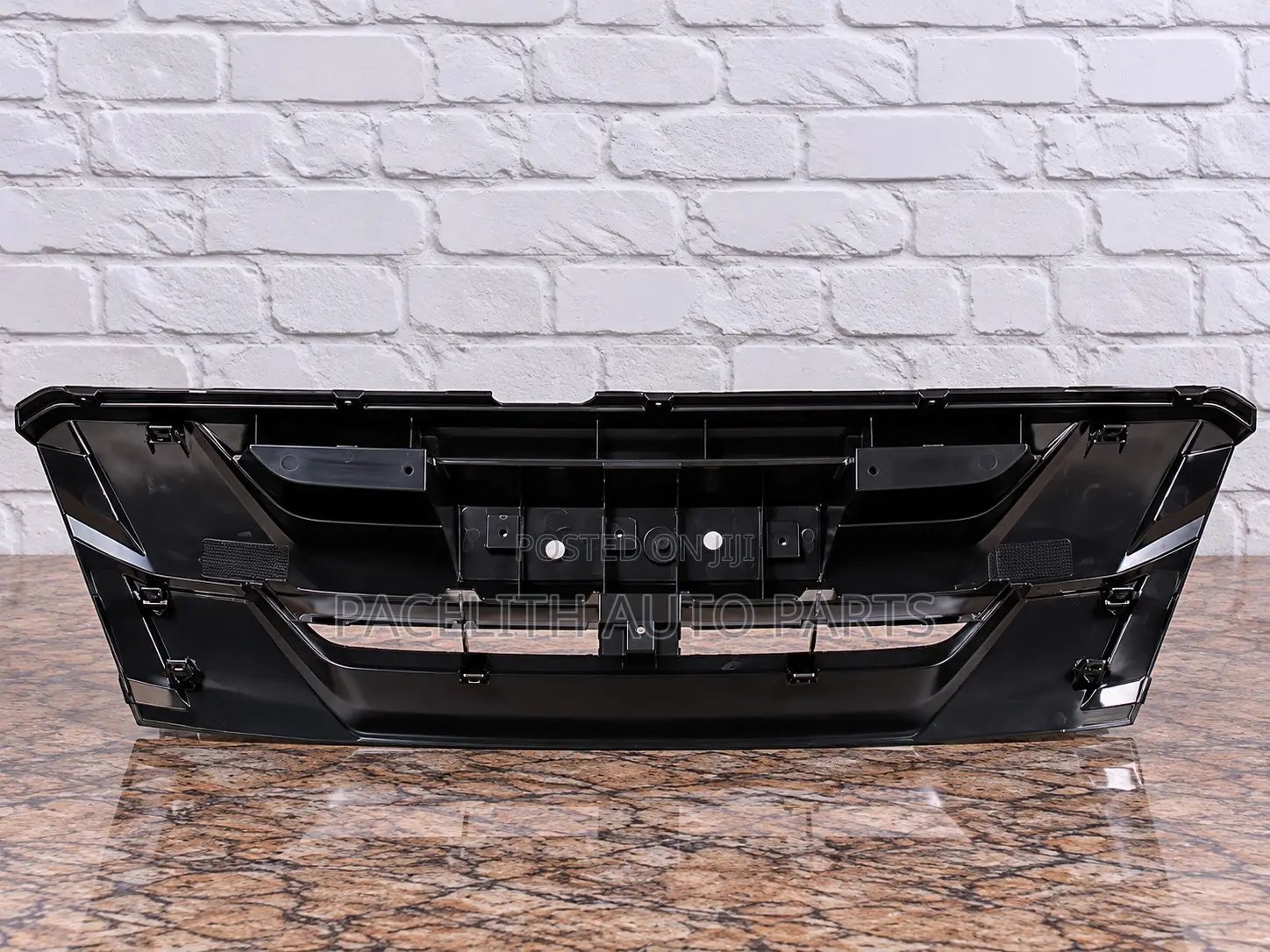 Grille Isuzu DMax 2016/2017/2018 Black