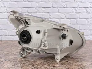 Casp Head Lamp / Light Isuzu DMax 2016/2017/2018