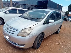 Toyota Corolla Spacio 2005 Silver
