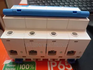 Circuit Breaker 4pole 100A Din Rail Mount MCB
