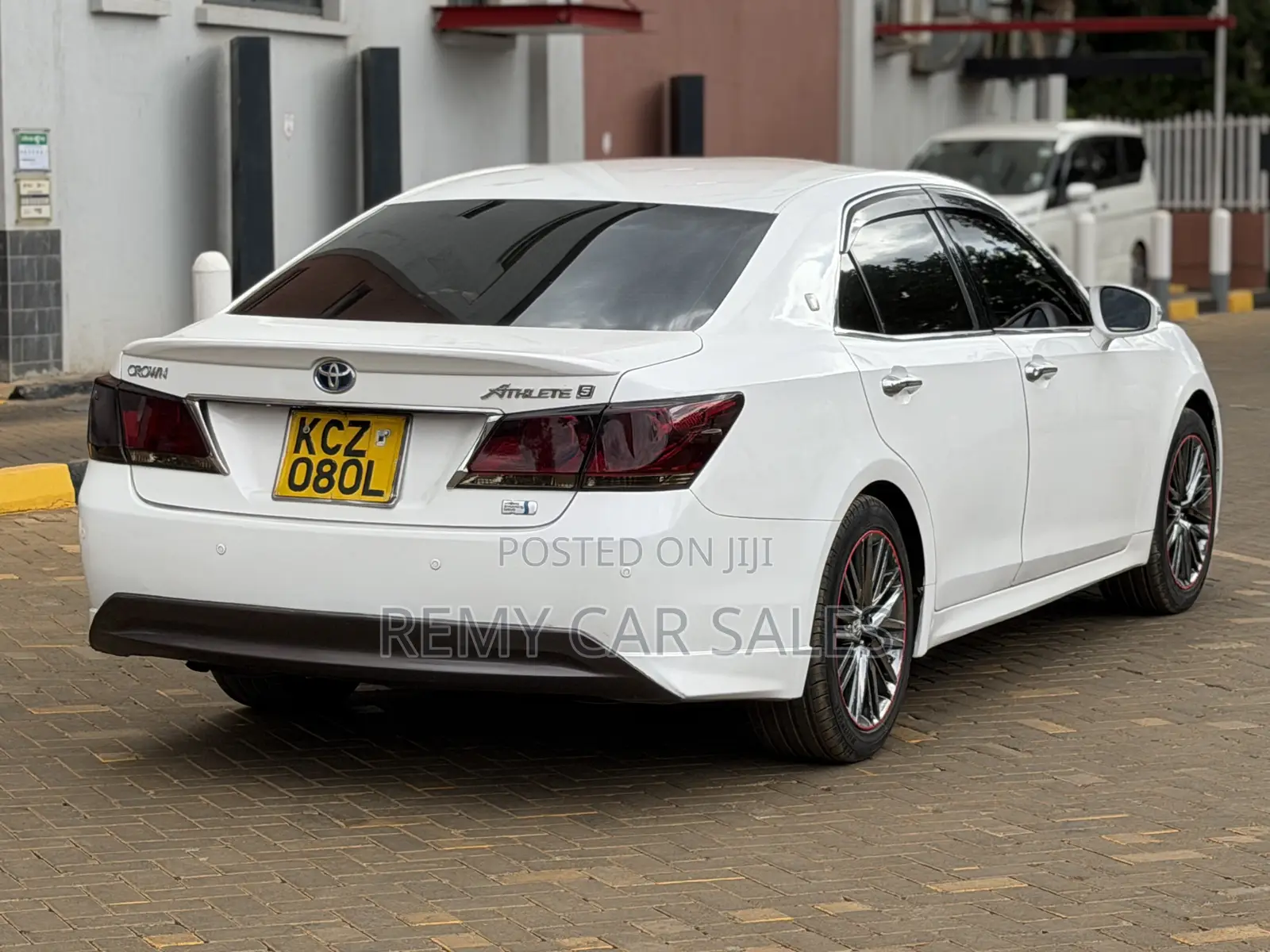 Toyota Crown 2013 White