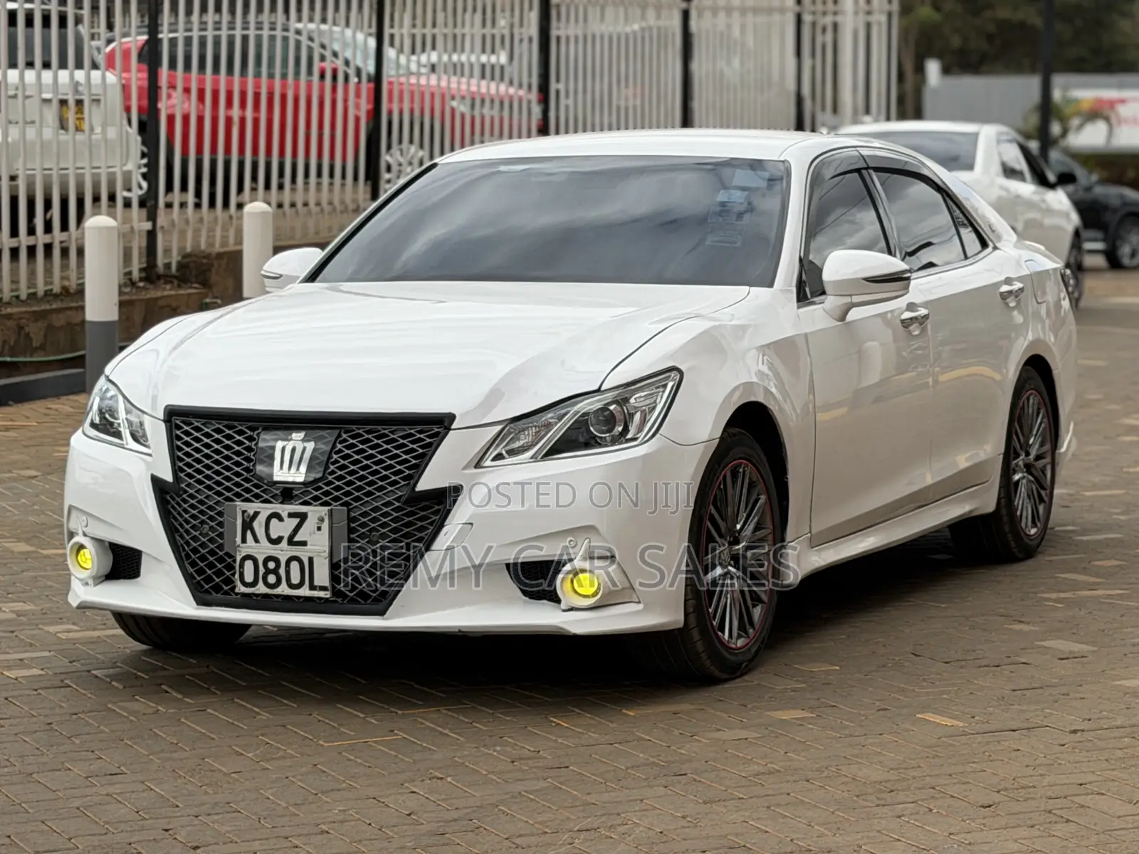 Toyota Crown 2013 White