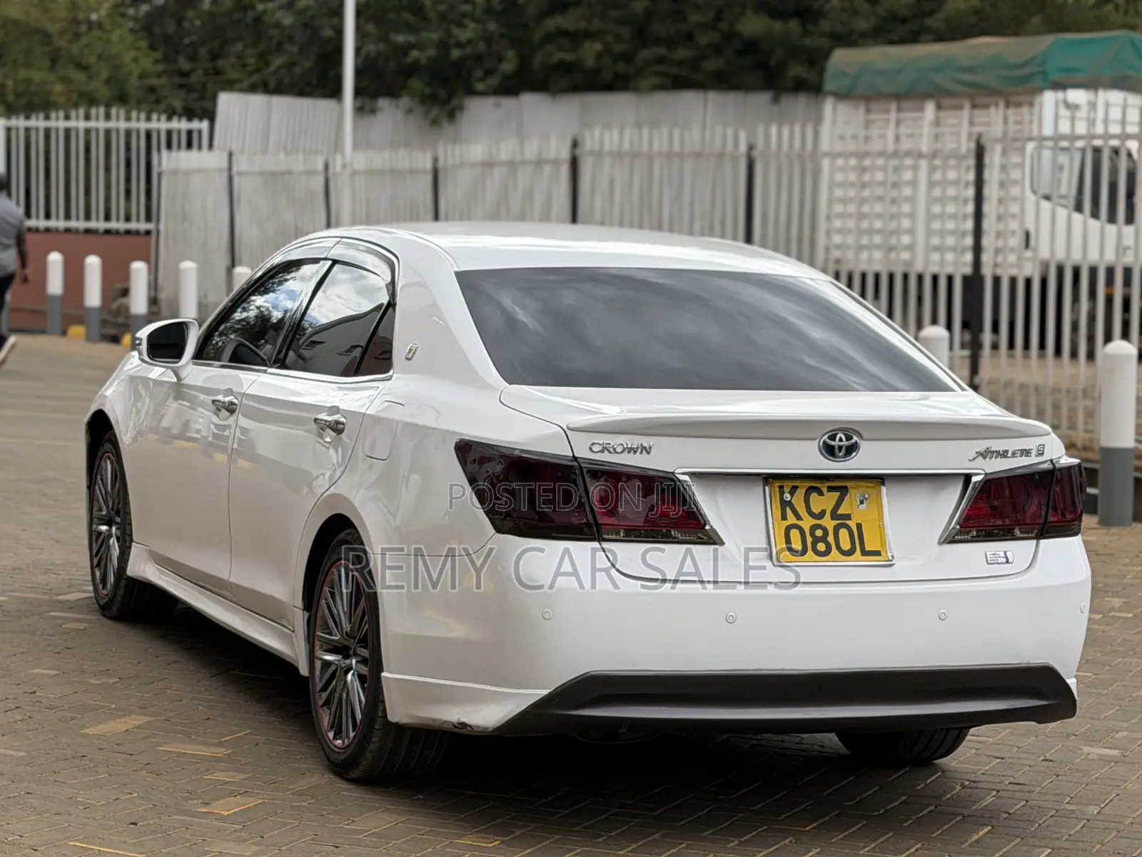 Toyota Crown 2013 White