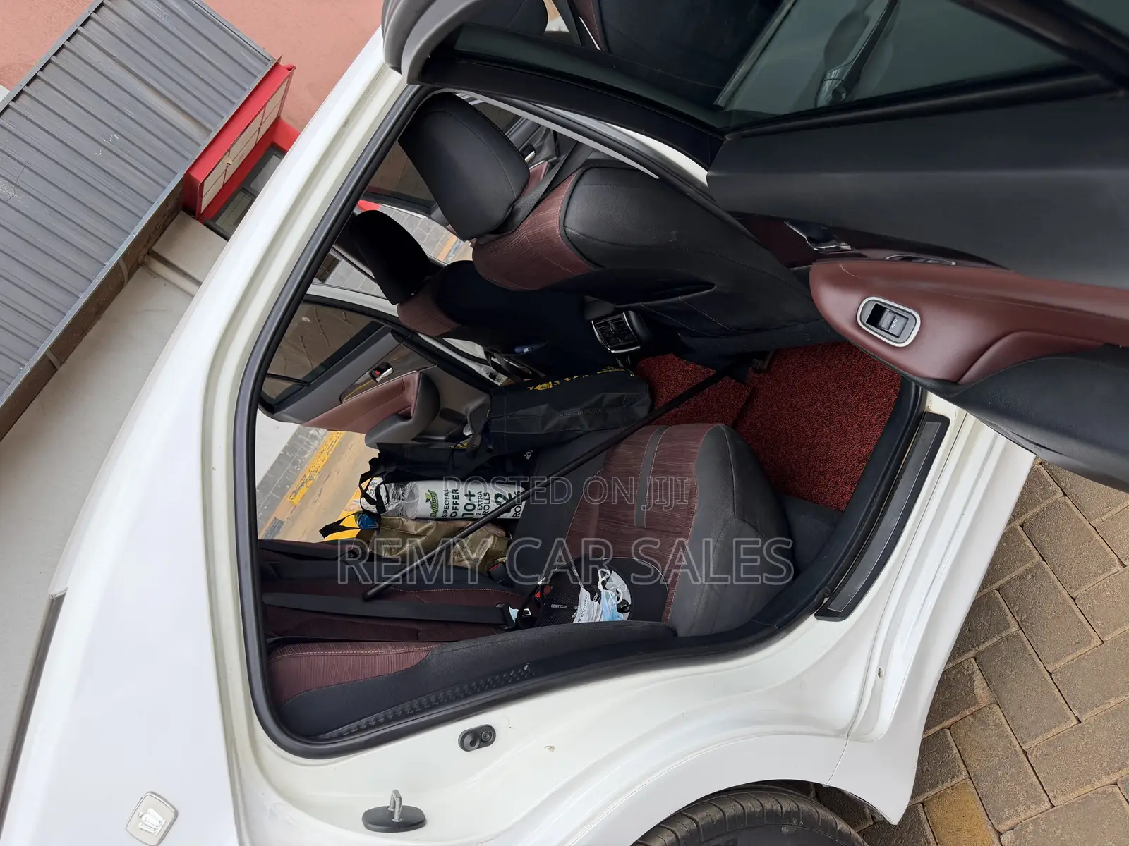 Toyota Crown 2013 White