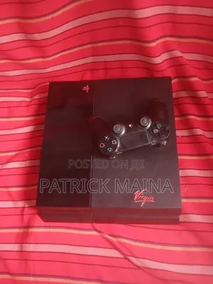 PS4 Slim Console