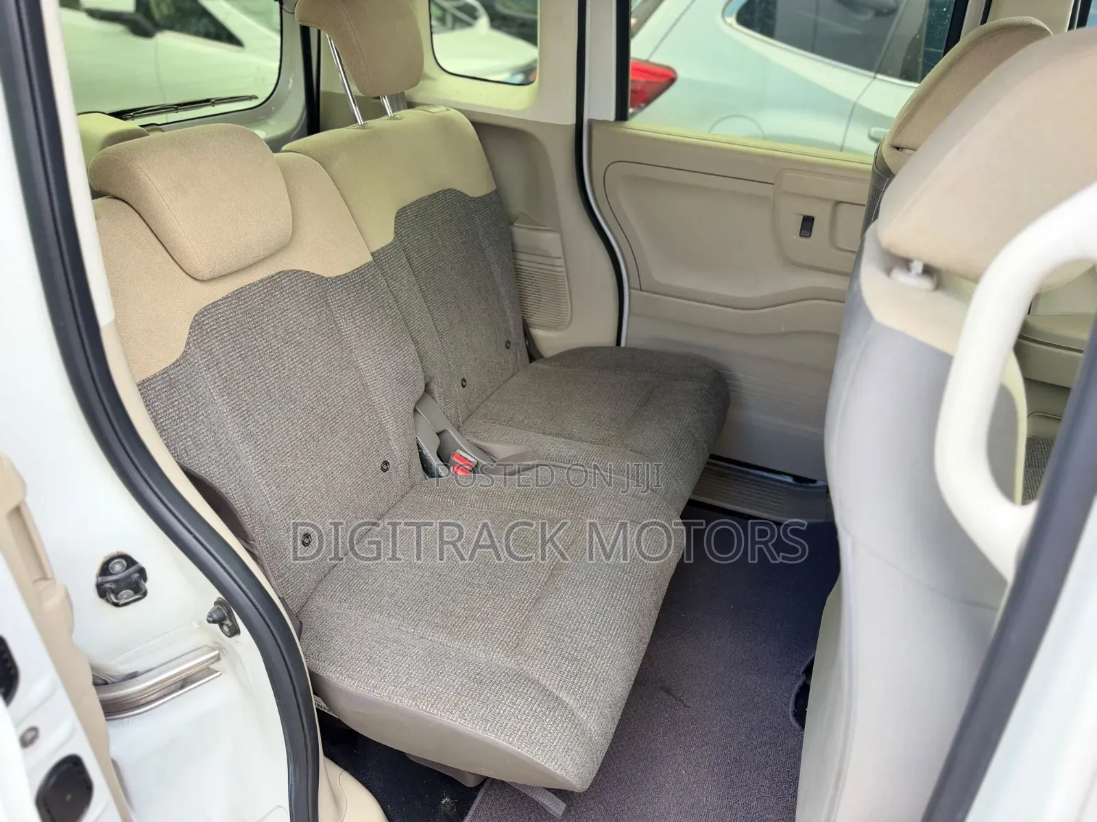 Honda N-Box 2018 White