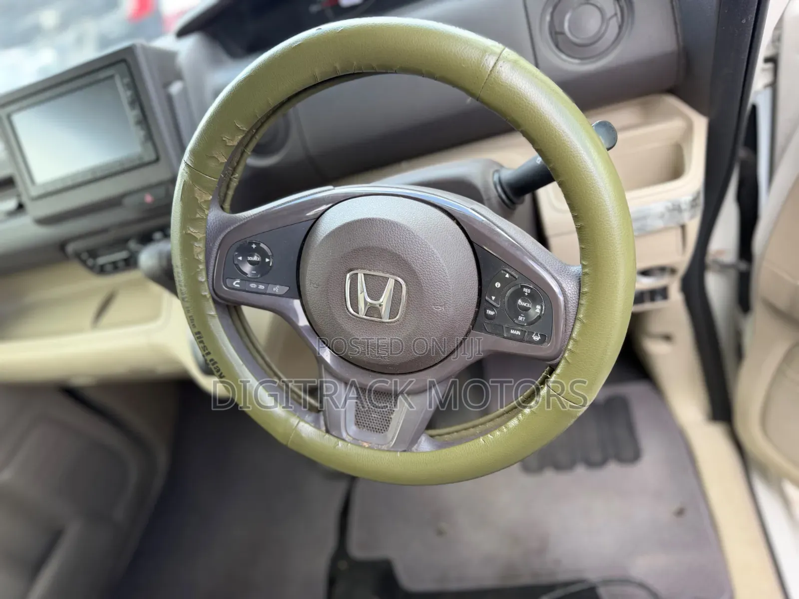 Honda N-Box 2018 White
