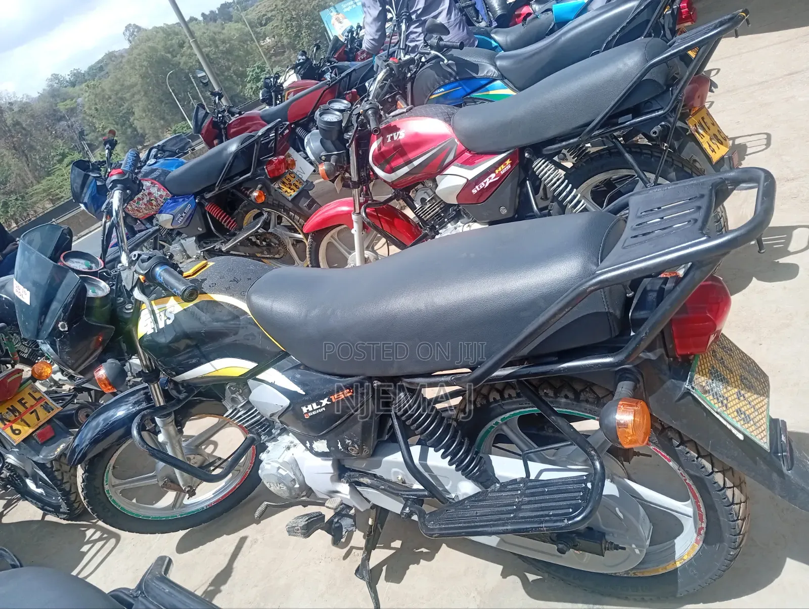 TVS HLX Plus ES 2021 Black
