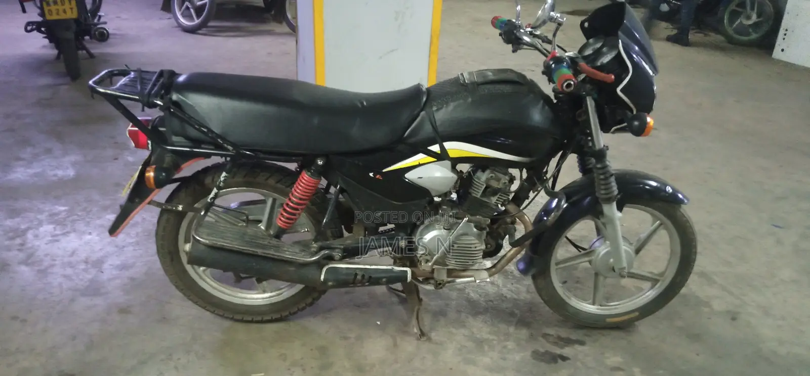 TVS HLX Plus ES 2023 Black