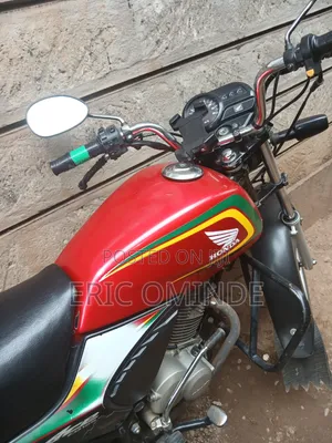 Honda CB 2024 Red