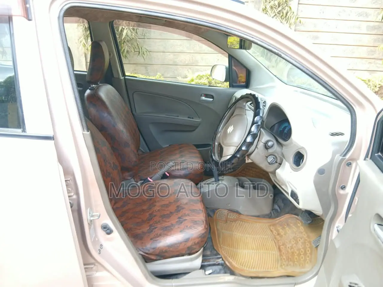 Suzuki Alto 2014 Pink