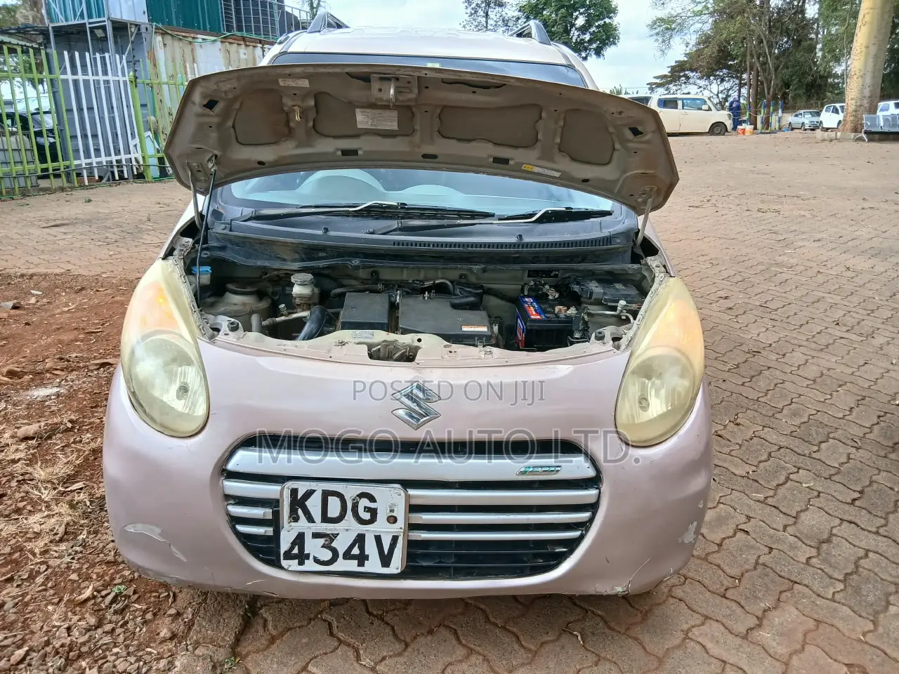 Suzuki Alto 2014 Pink