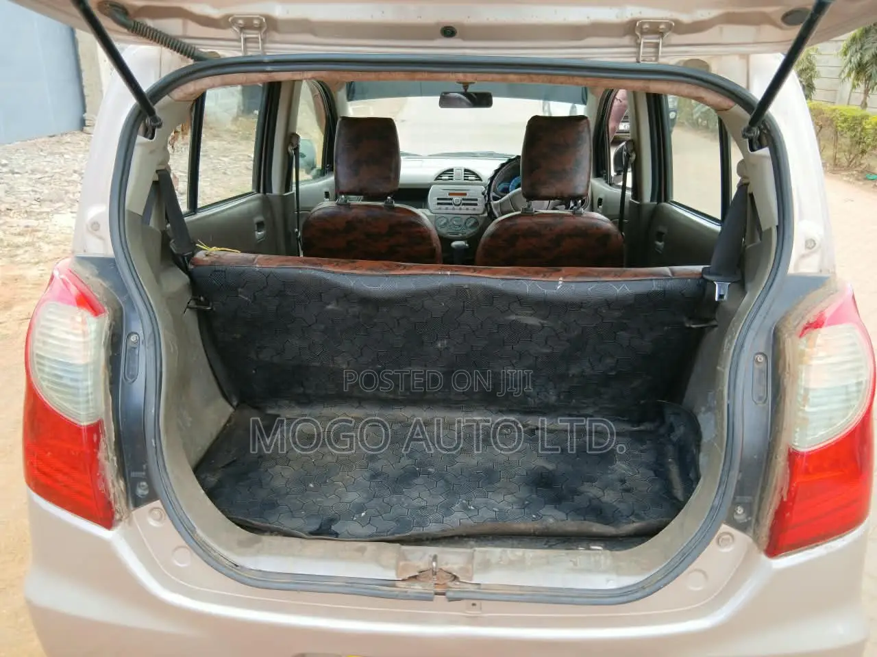 Suzuki Alto 2014 Pink